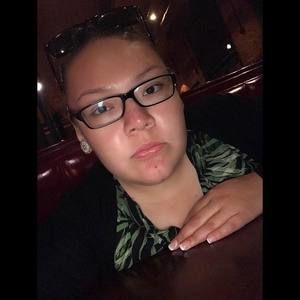 Meet your Posher, Annie-laurie